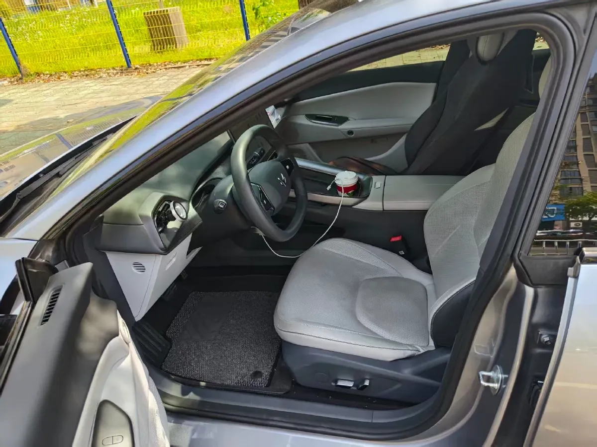 2025 ARCFOX αS5 BEV,autocango,china used car exporter,china ev exporter,chinese used car exporter,chinese used ev exporter