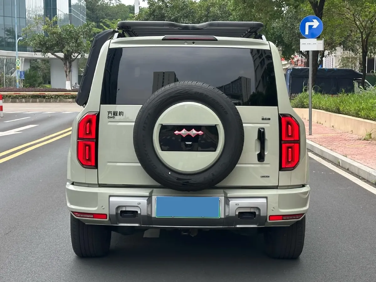 2025 FangChengBao Bao 5 1.5T 194HP L4 E-CVT PHEV 31.8KWH,autocango,china used car exporter,china ev exporter,chinese used car exporter,chinese used ev exporter