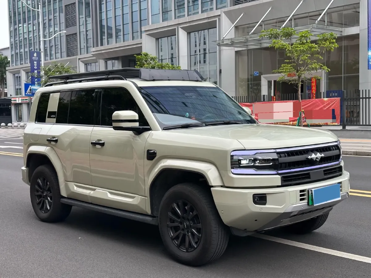 2025 FangChengBao Bao 5 1.5T 194HP L4 E-CVT PHEV 31.8KWH,autocango,china used car exporter,china ev exporter,chinese used car exporter,chinese used ev exporter