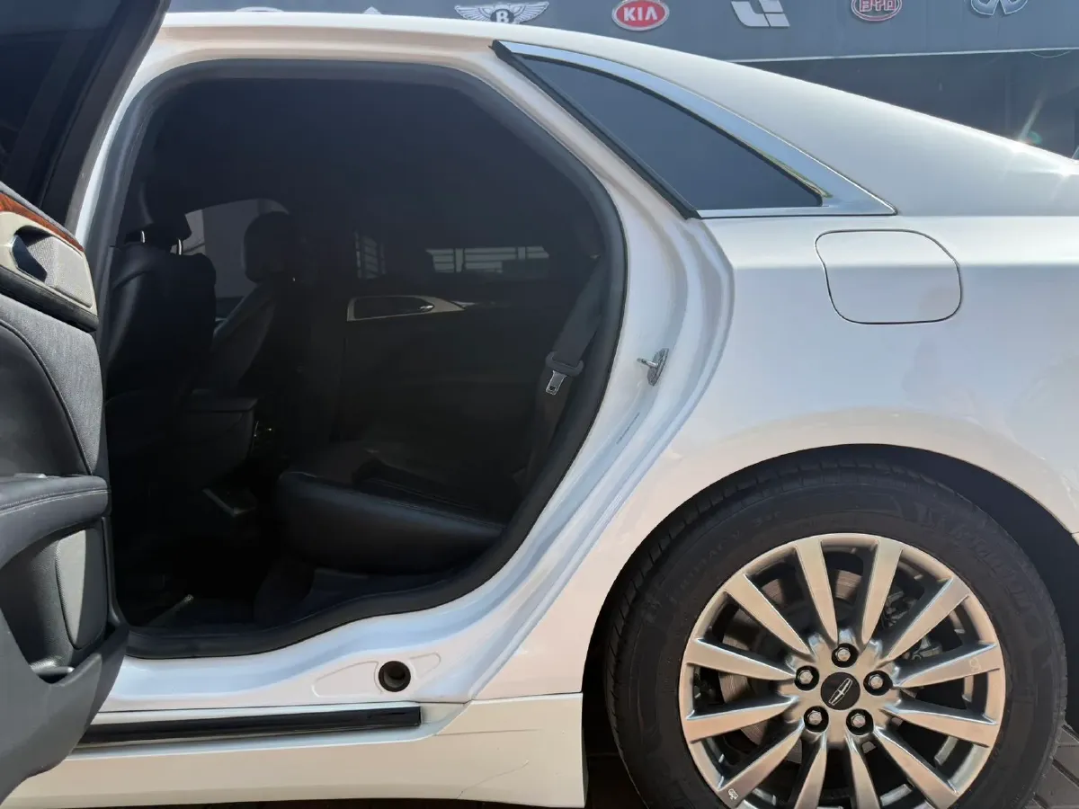 2018 Lincoln MKZ 2.0T 203HP L4 6AT,autocango,china used car exporter,china ev exporter,chinese used car exporter,chinese used ev exporter