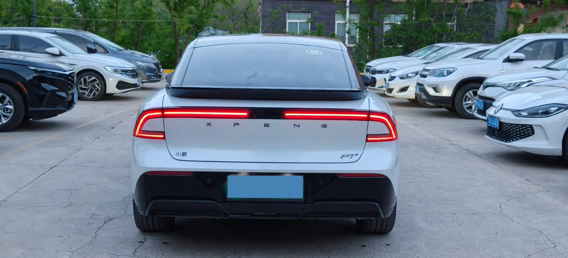 2024 Xpeng P7+ BEV 76.3KWH,autocango,china used car exporter,china ev exporter,chinese used car exporter,chinese used ev exporter