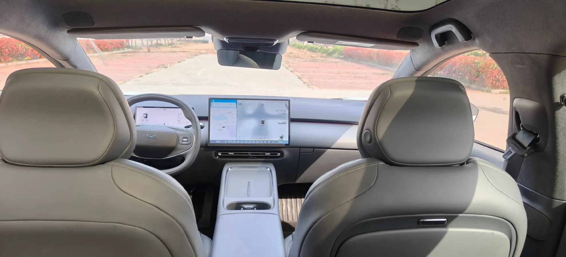 2024 Xpeng P7+ BEV 76.3KWH,autocango,china used car exporter,china ev exporter,chinese used car exporter,chinese used ev exporter