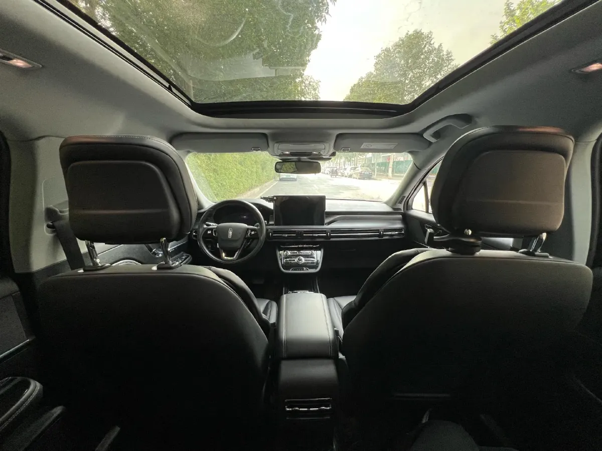 2021 Lincoln Corsair 2.0T 245HP L4 8AT,autocango,china used car exporter,china ev exporter,chinese used car exporter,chinese used ev exporter