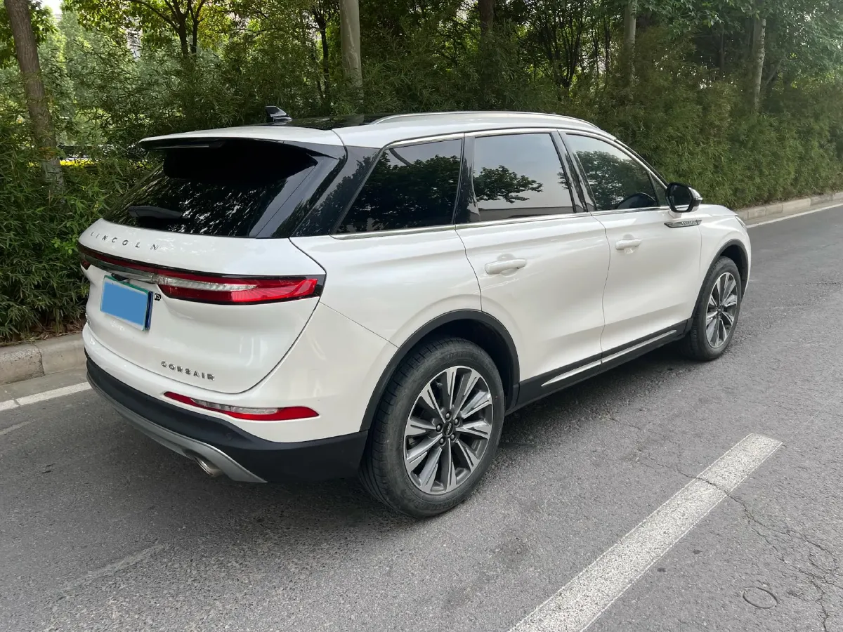 2021 Lincoln Corsair 2.0T 245HP L4 8AT,autocango,china used car exporter,china ev exporter,chinese used car exporter,chinese used ev exporter