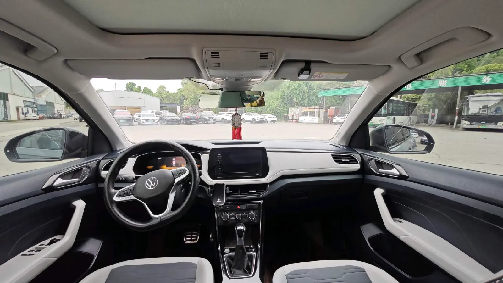 2025 Volkswagen Tharu 1.5T 160HP L4 7DCT,autocango,china used car exporter,china ev exporter,chinese used car exporter,chinese used ev exporter