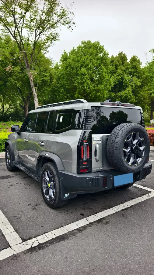 2023 Jetour Traveller 2.0T 254HP L4 7DCT,autocango,china used car exporter,china ev exporter,chinese used car exporter,chinese used ev exporter