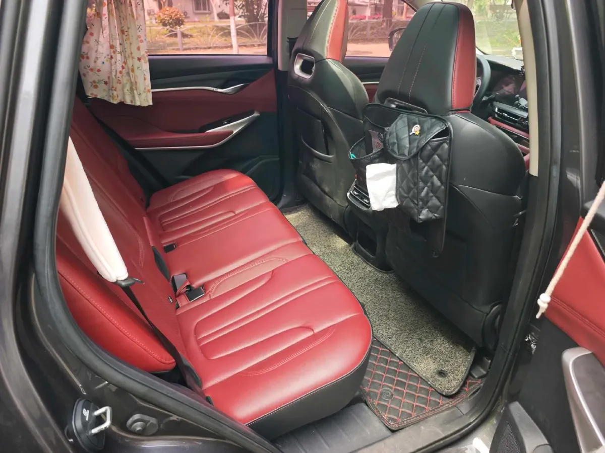 2020 ChangAn CS75 Plus 2.0T 233HP L4 8AT,autocango,china used car exporter,china ev exporter,chinese used car exporter,chinese used ev exporter