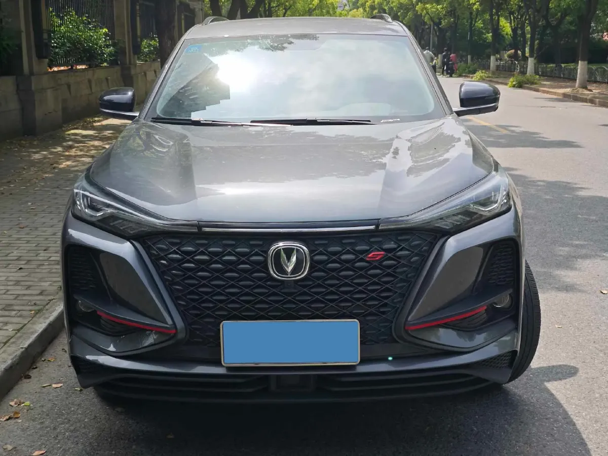 2020 ChangAn CS75 Plus 2.0T 233HP L4 8AT,autocango,china used car exporter,china ev exporter,chinese used car exporter,chinese used ev exporter