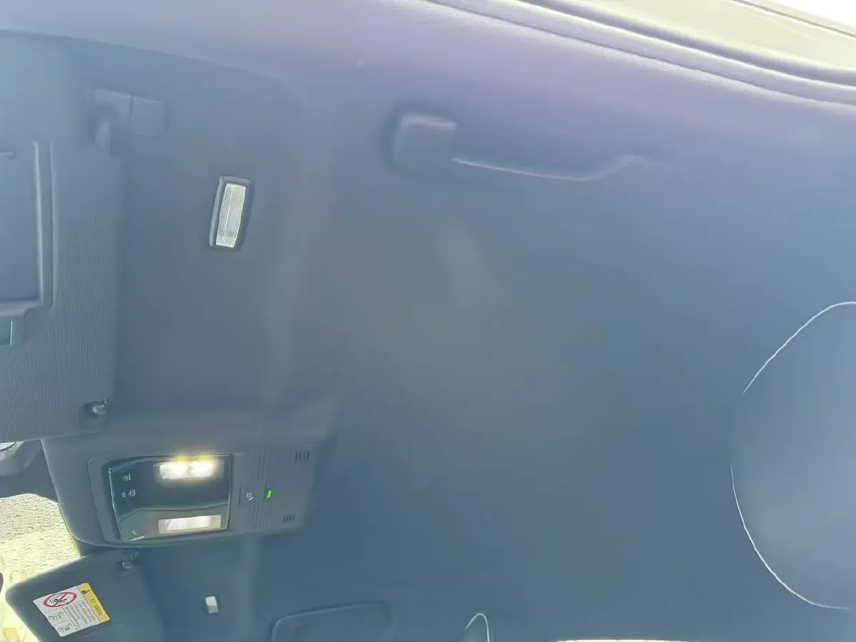 2023 Volkswagen ID.3 BEV 52.8KWH,autocango,china used car exporter,china ev exporter,chinese used car exporter,chinese used ev exporter