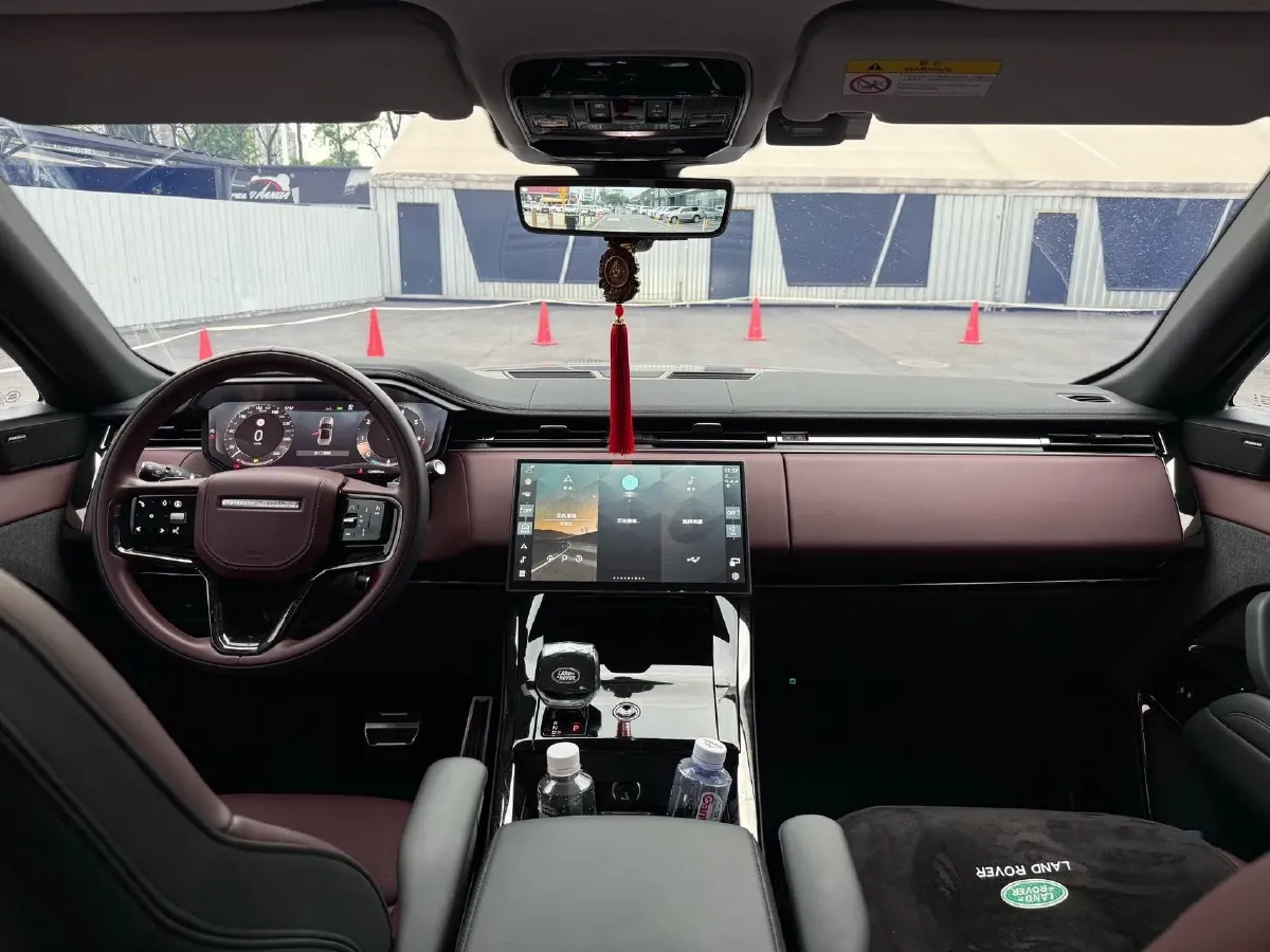 2024 Land Rover Range Rover Sport 3.0T 400HP L6 8AT,autocango,china used car exporter,china ev exporter,chinese used car exporter,chinese used ev exporter