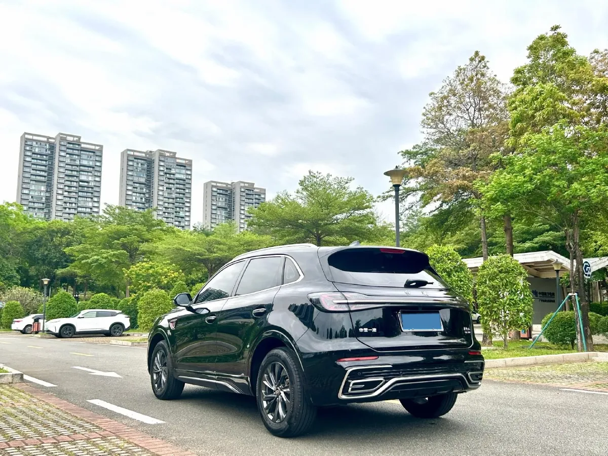 2023 HongQi HS5 2.0T 252HP L4 8AT,autocango,china used car exporter,china ev exporter,chinese used car exporter,chinese used ev exporter