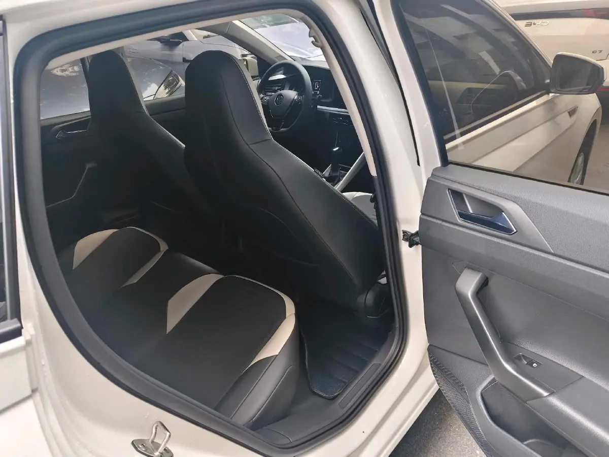 2023 Volkswagen Polo 1.5L 113HP L4 6AT,autocango,china used car exporter,china ev exporter,chinese used car exporter,chinese used ev exporter