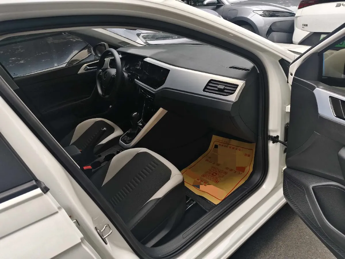 2023 Volkswagen Polo 1.5L 113HP L4 6AT,autocango,china used car exporter,china ev exporter,chinese used car exporter,chinese used ev exporter