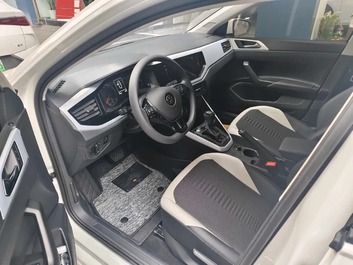 2023 Volkswagen Polo 1.5L 113HP L4 6AT,autocango,china used car exporter,china ev exporter,chinese used car exporter,chinese used ev exporter