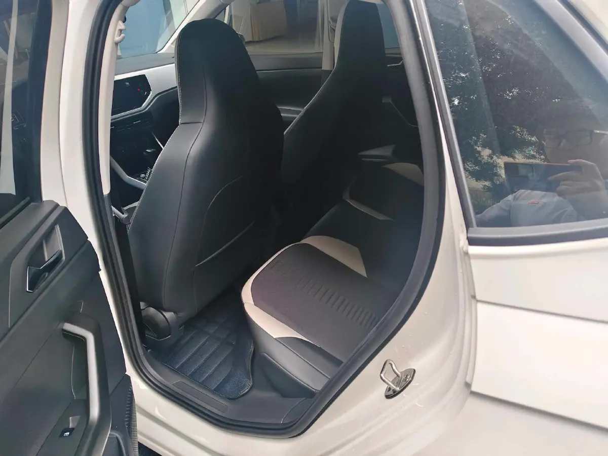 2023 Volkswagen Polo 1.5L 113HP L4 6AT,autocango,china used car exporter,china ev exporter,chinese used car exporter,chinese used ev exporter