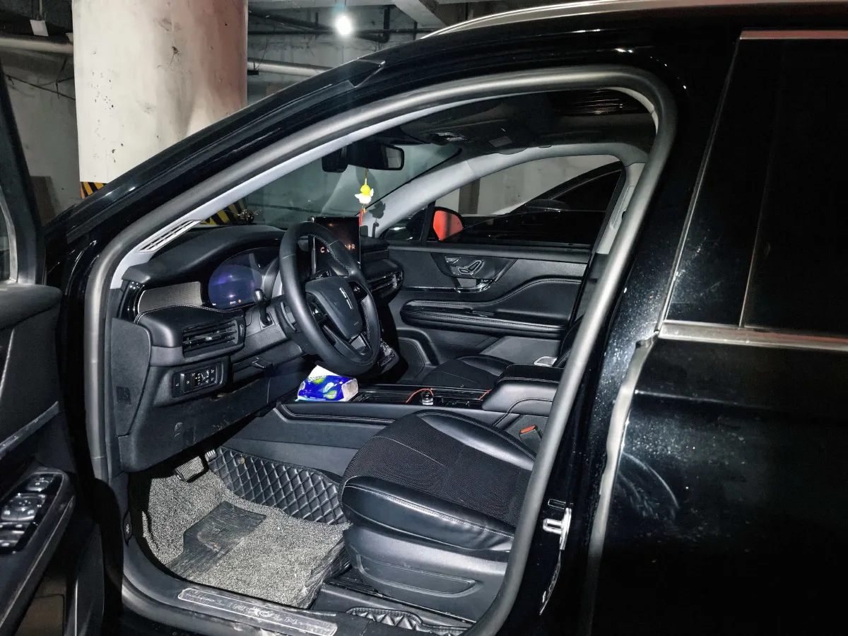 2022 Lincoln Corsair 2.0T 245HP L4 8AT,autocango,china used car exporter,china ev exporter,chinese used car exporter,chinese used ev exporter