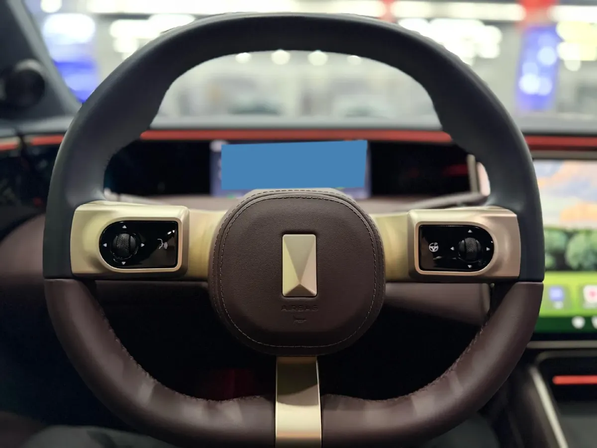 2025 Avatr 11 1.5T 156HP L4 REEV,autocango,china used car exporter,china ev exporter,chinese used car exporter,chinese used ev exporter