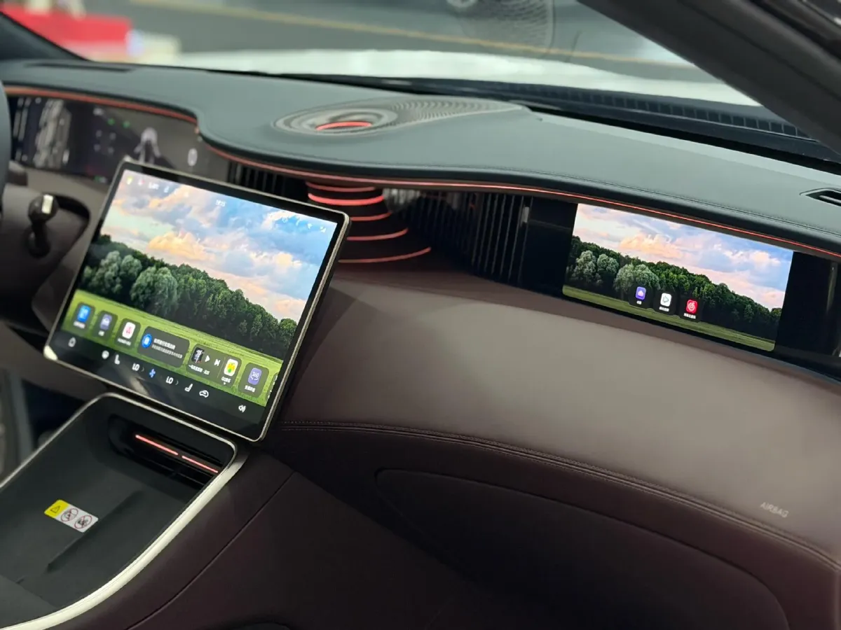 2025 Avatr 11 1.5T 156HP L4 REEV,autocango,china used car exporter,china ev exporter,chinese used car exporter,chinese used ev exporter