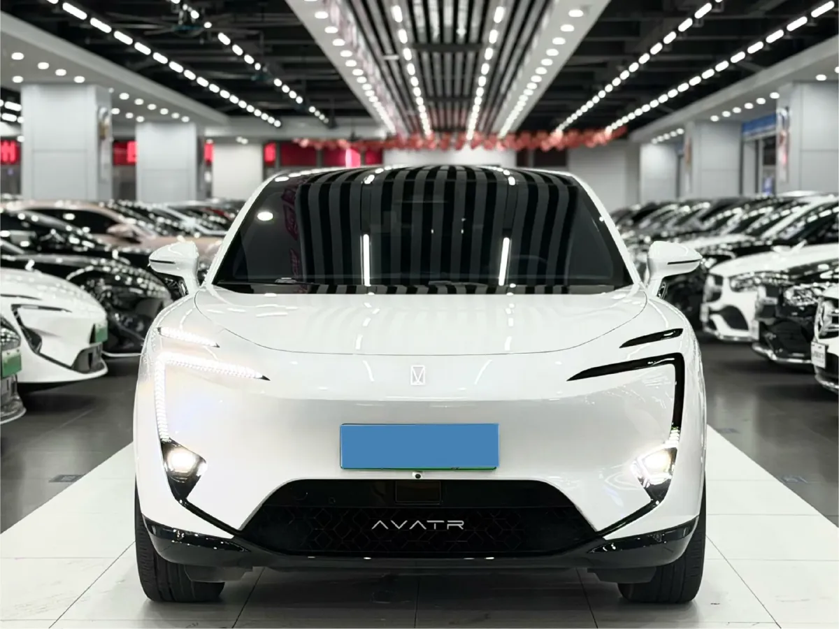 2025 Avatr 11 1.5T 156HP L4 REEV,autocango,china used car exporter,china ev exporter,chinese used car exporter,chinese used ev exporter