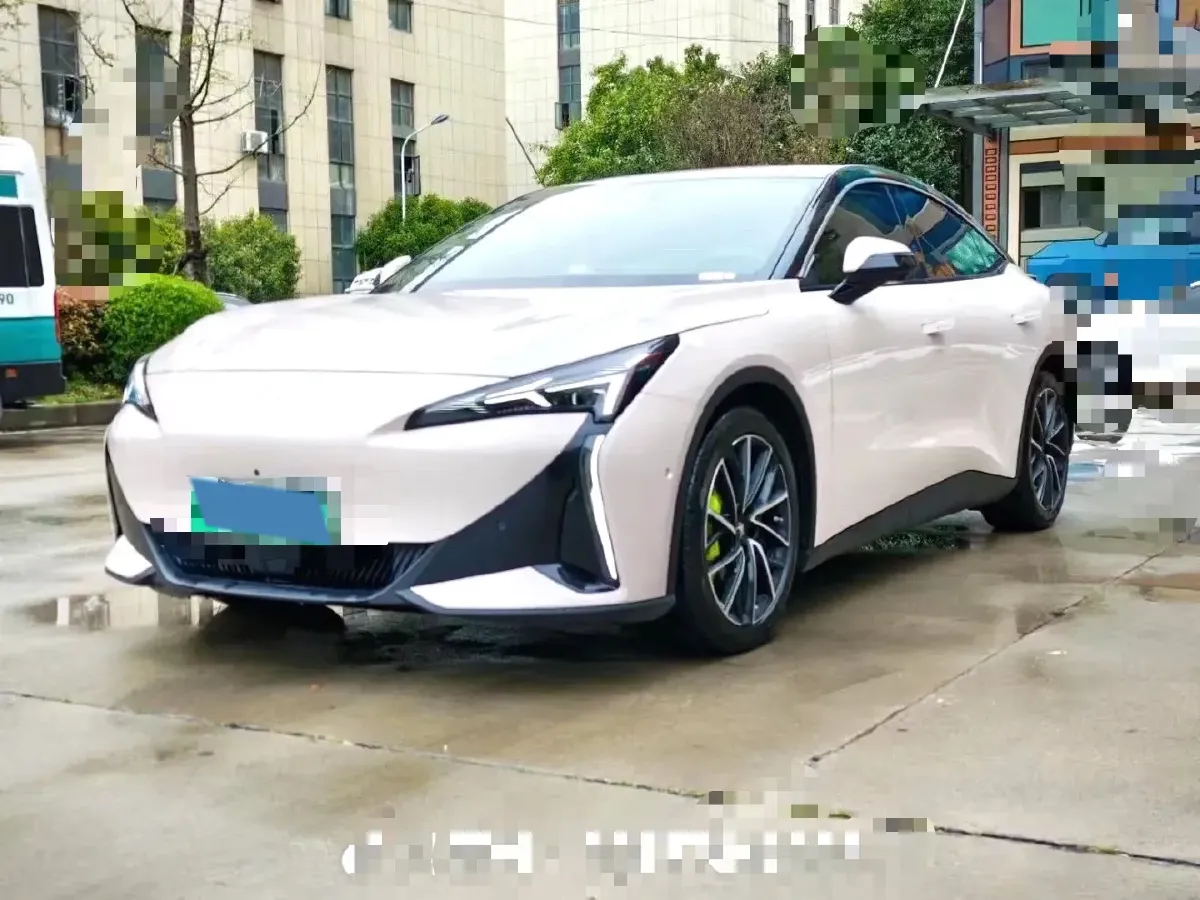 2024 ARCFOX αT5 BEV 79.2KWH,autocango,china used car exporter,china ev exporter,chinese used car exporter,chinese used ev exporter