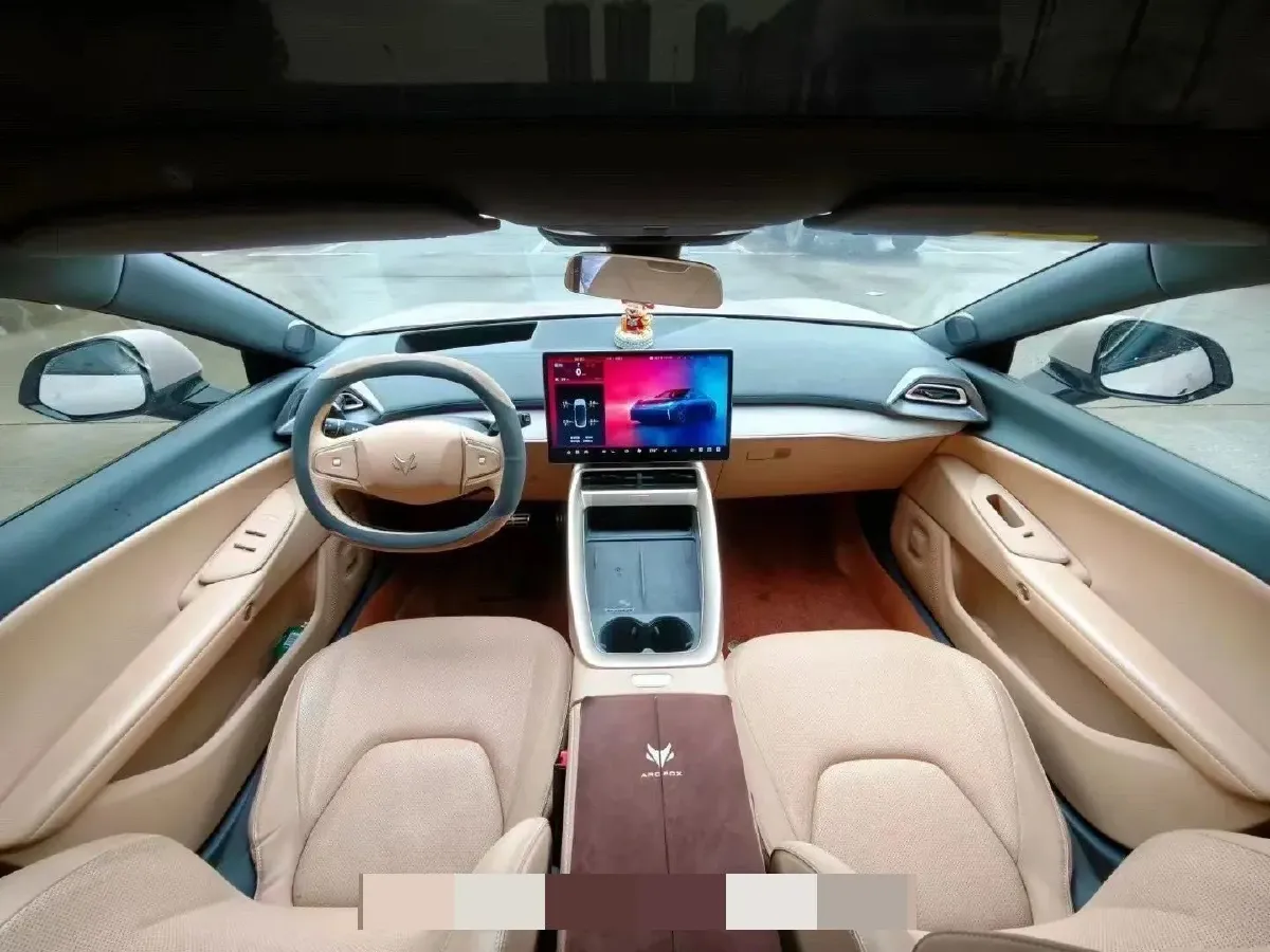 2024 ARCFOX αT5 BEV 79.2KWH,autocango,china used car exporter,china ev exporter,chinese used car exporter,chinese used ev exporter