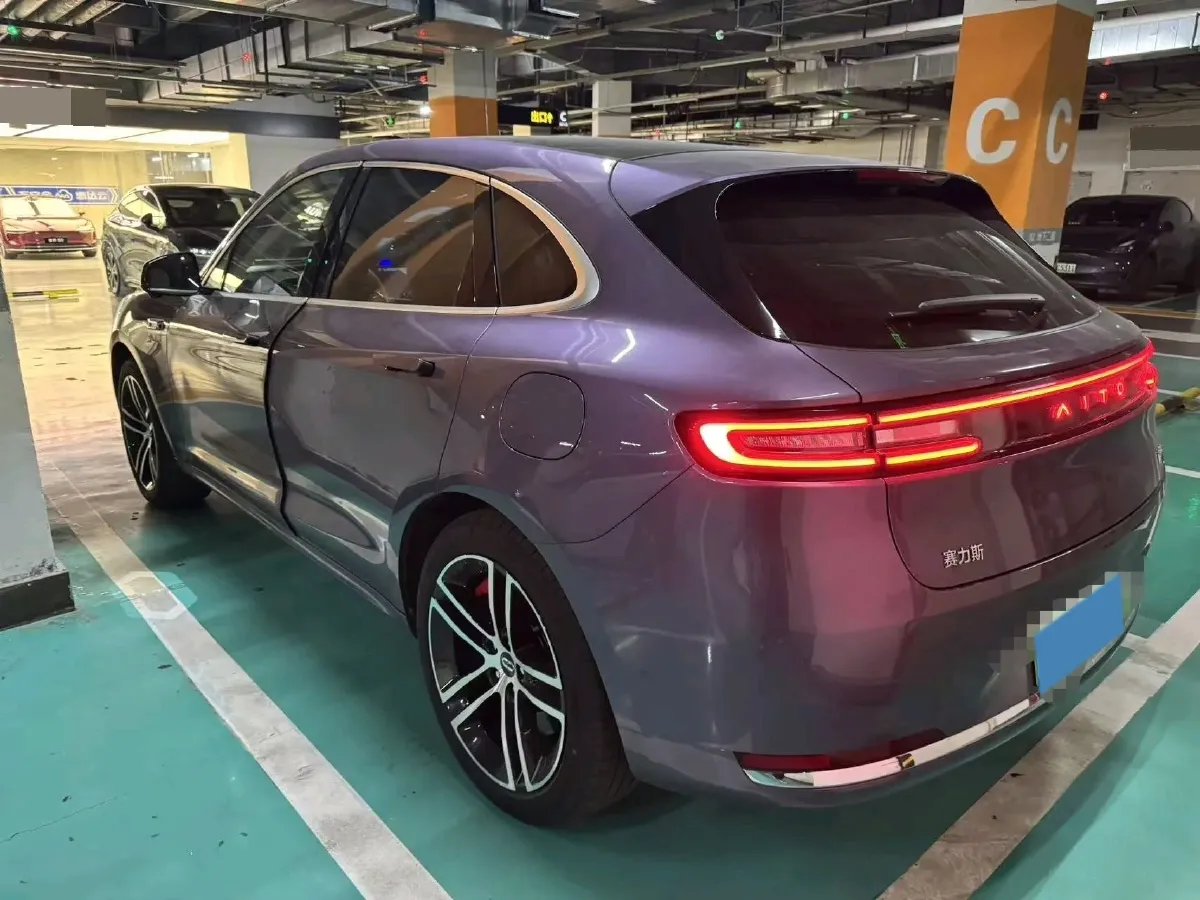 2025 AITO AITO M5 1.5T 152HP L4 REEV 42KWH,autocango,china used car exporter,china ev exporter,chinese used car exporter,chinese used ev exporter