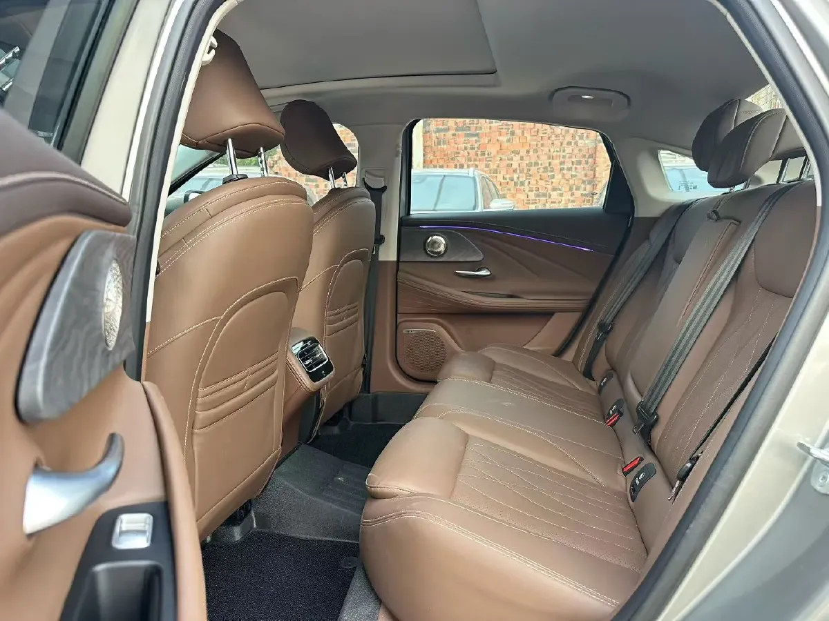 2024 Chery Arrizo 8 2.0T 254HP L4 8AT,autocango,china used car exporter,china ev exporter,chinese used car exporter,chinese used ev exporter