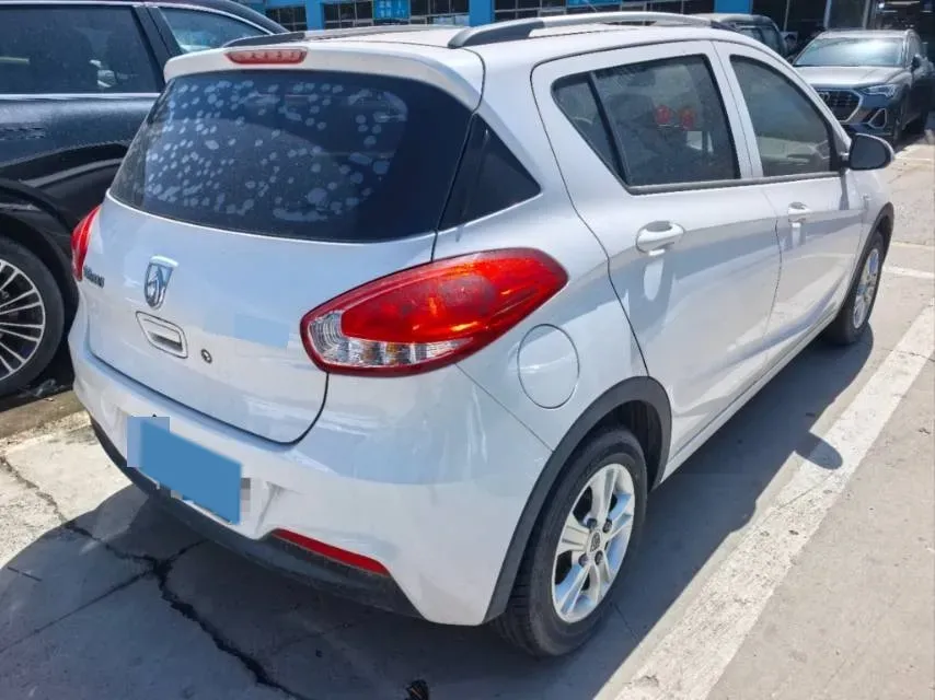 2020 BaoJun 310 1.2L 80HP L4 5MT,autocango,china used car exporter,china ev exporter,chinese used car exporter,chinese used ev exporter