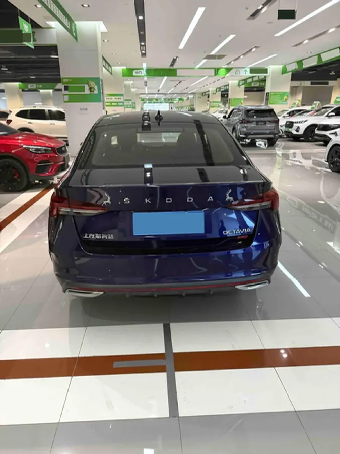 2021 Skoda Octavia 1.4T 150HP L4 7DCT,autocango,china used car exporter,china ev exporter,chinese used car exporter,chinese used ev exporter
