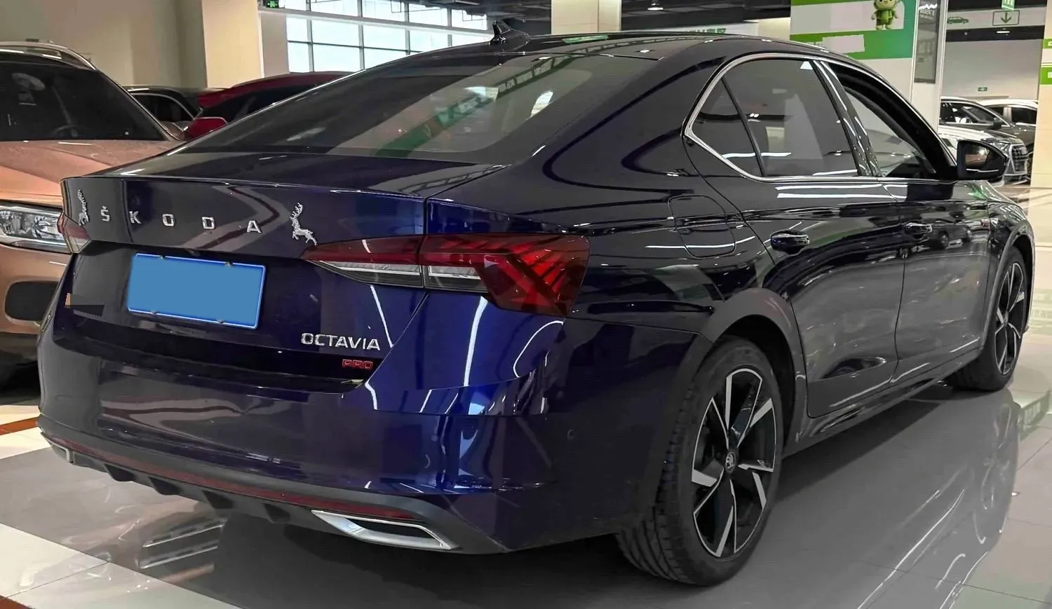 2021 Skoda Octavia 1.4T 150HP L4 7DCT,autocango,china used car exporter,china ev exporter,chinese used car exporter,chinese used ev exporter