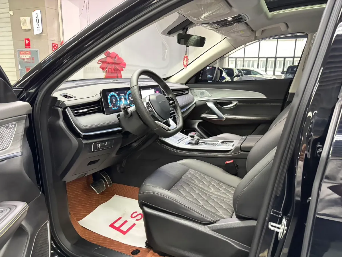 2023 Jetour X70 Plus 1.6T 197HP L4 7DCT,autocango,china used car exporter,china ev exporter,chinese used car exporter,chinese used ev exporter