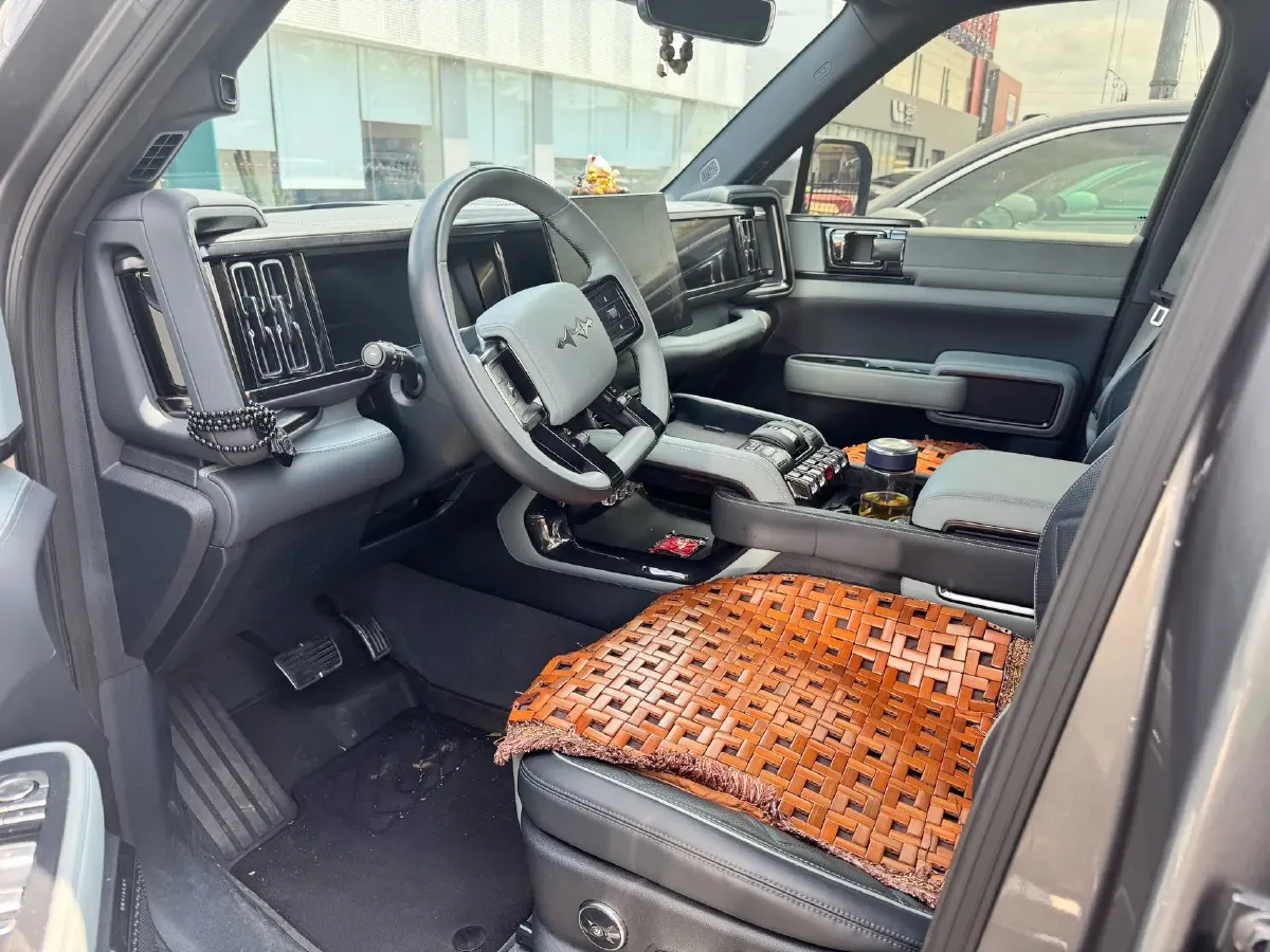 2023 FangChengBao Bao 5 1.5T 194HP L4 E-CVT PHEV 31.8KWH,autocango,china used car exporter,china ev exporter,chinese used car exporter,chinese used ev exporter