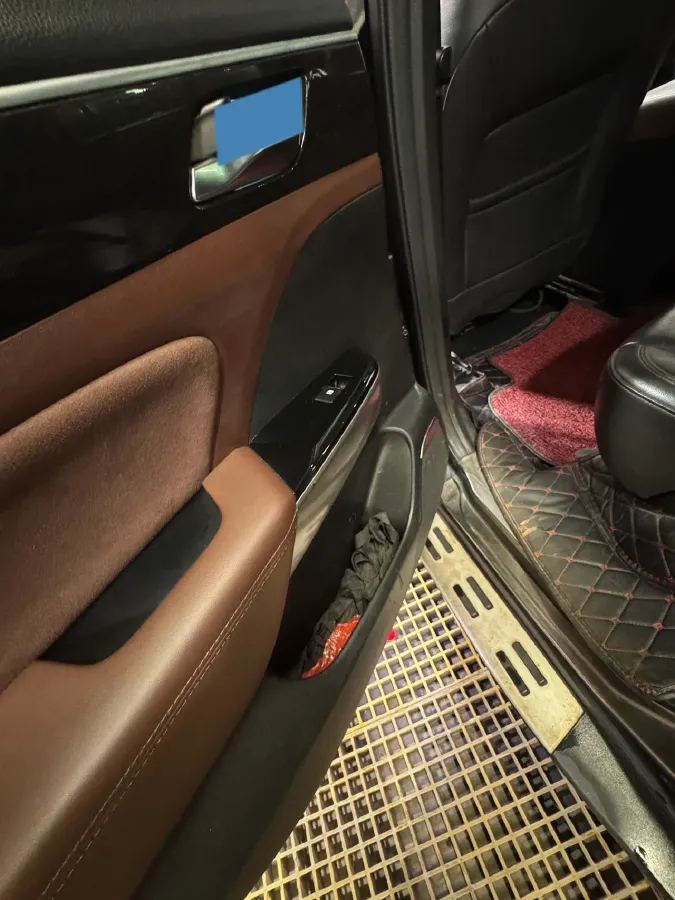 2017 GAC Trumpchi GS8 2.0T 201HP L4 6AT,autocango,china used car exporter,china ev exporter,chinese used car exporter,chinese used ev exporter