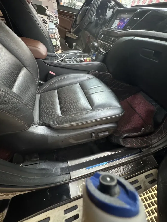 2017 GAC Trumpchi GS8 2.0T 201HP L4 6AT,autocango,china used car exporter,china ev exporter,chinese used car exporter,chinese used ev exporter