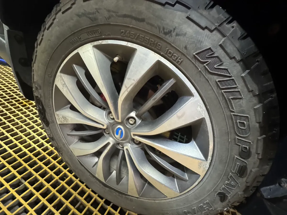 2017 GAC Trumpchi GS8 2.0T 201HP L4 6AT,autocango,china used car exporter,china ev exporter,chinese used car exporter,chinese used ev exporter