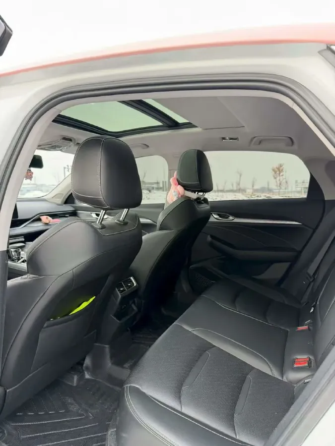 2021 Geely Preface 2.0T 190HP L4 7DCT,autocango,china used car exporter,china ev exporter,chinese used car exporter,chinese used ev exporter