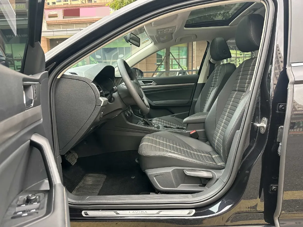 2021 Volkswagen Lavida 1.4T 150HP L4 7DCT,autocango,china used car exporter,china ev exporter,chinese used car exporter,chinese used ev exporter