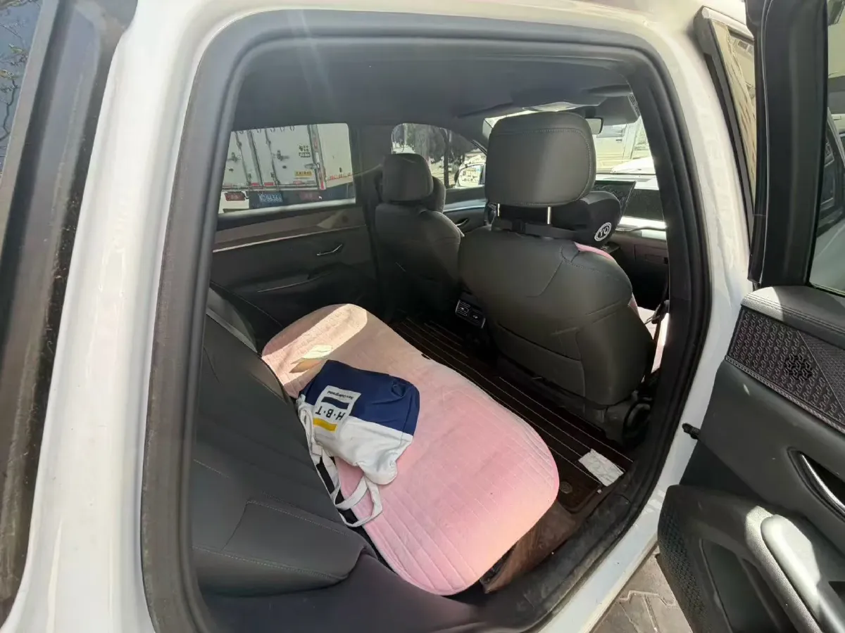 2025 BYD Song Pro 1.5L 101HP L4 E-CVT PHEV 12.9KWH,autocango,china used car exporter,china ev exporter,chinese used car exporter,chinese used ev exporter