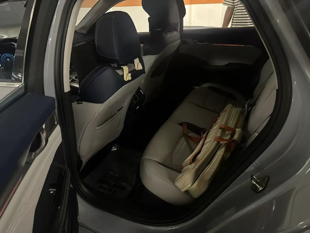 2023 Geely Preface 2.0T 190HP L4 7DCT,autocango,china used car exporter,china ev exporter,chinese used car exporter,chinese used ev exporter