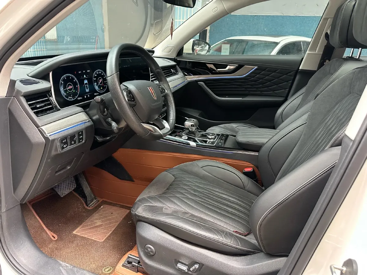 2022 HongQi HS5 2.0T 224HP L4 6AT,autocango,china used car exporter,china ev exporter,chinese used car exporter,chinese used ev exporter