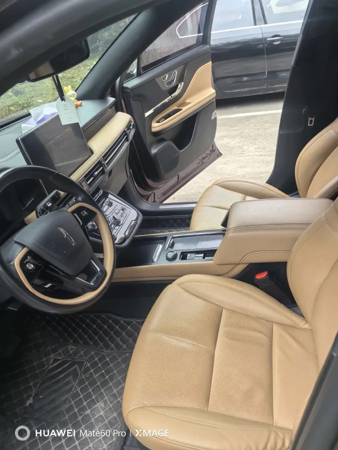 2022 Lincoln Corsair 2.0T 245HP L4 8AT,autocango,china used car exporter,china ev exporter,chinese used car exporter,chinese used ev exporter