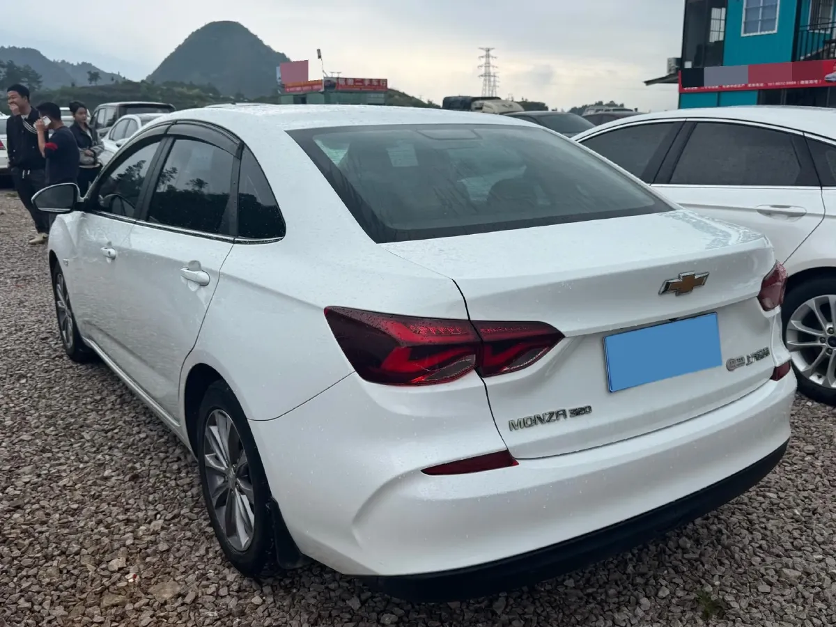 2021 Chevrolet Monza 1.5L 113HP L4 6AT,autocango,china used car exporter,china ev exporter,chinese used car exporter,chinese used ev exporter