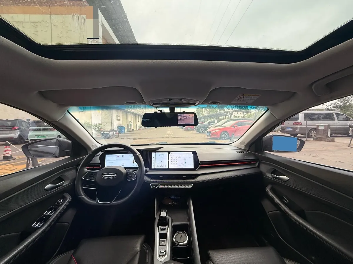 2022 Geely Binray 1.5T 181HP L4 7DCT,autocango,china used car exporter,china ev exporter,chinese used car exporter,chinese used ev exporter