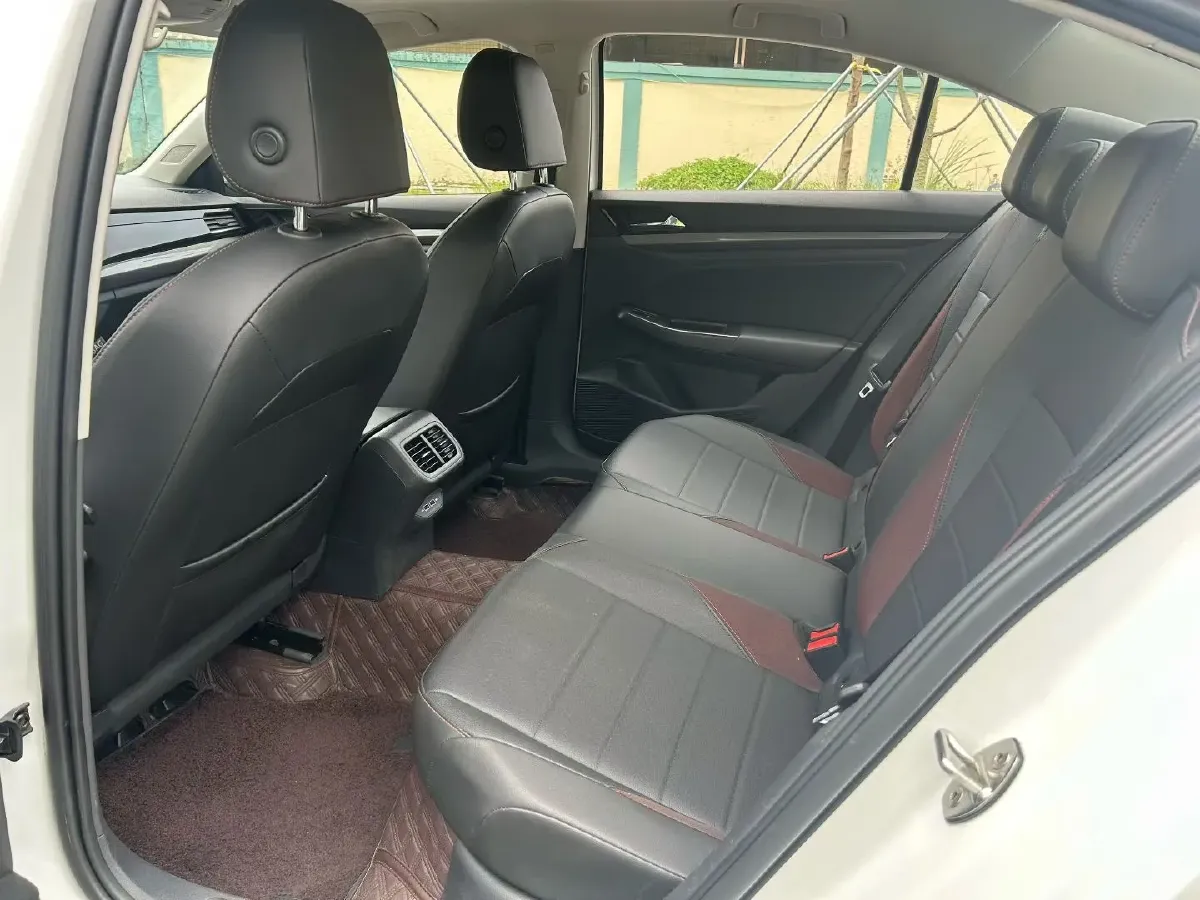 2021 Volkswagen Bora 1.5L 113HP L4 6AT,autocango,china used car exporter,china ev exporter,chinese used car exporter,chinese used ev exporter