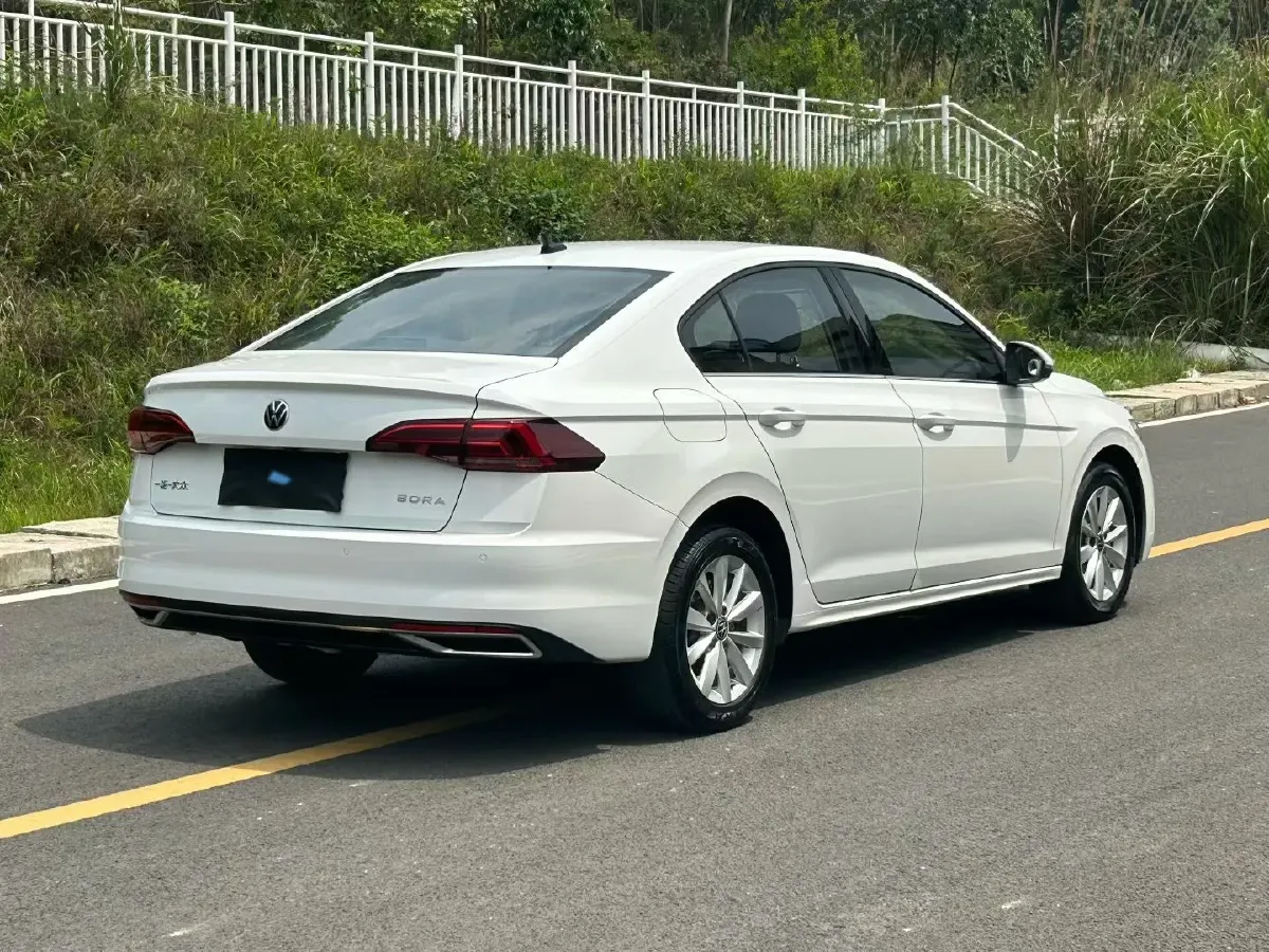 2021 Volkswagen Bora 1.5L 113HP L4 6AT,autocango,china used car exporter,china ev exporter,chinese used car exporter,chinese used ev exporter