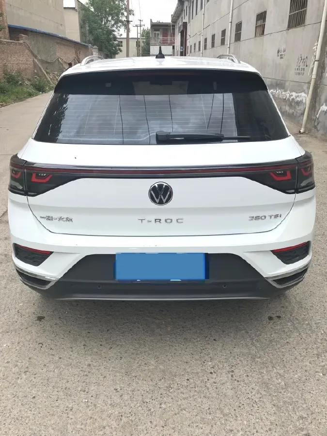 2023 Volkswagen T-Roc 1.4T 150HP L4 7DCT,autocango,china used car exporter,china ev exporter,chinese used car exporter,chinese used ev exporter