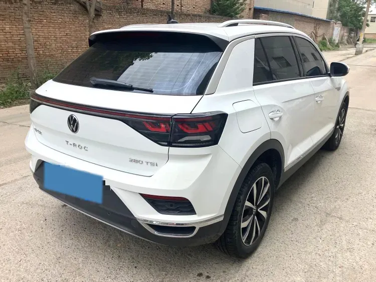 2023 Volkswagen T-Roc 1.4T 150HP L4 7DCT,autocango,china used car exporter,china ev exporter,chinese used car exporter,chinese used ev exporter