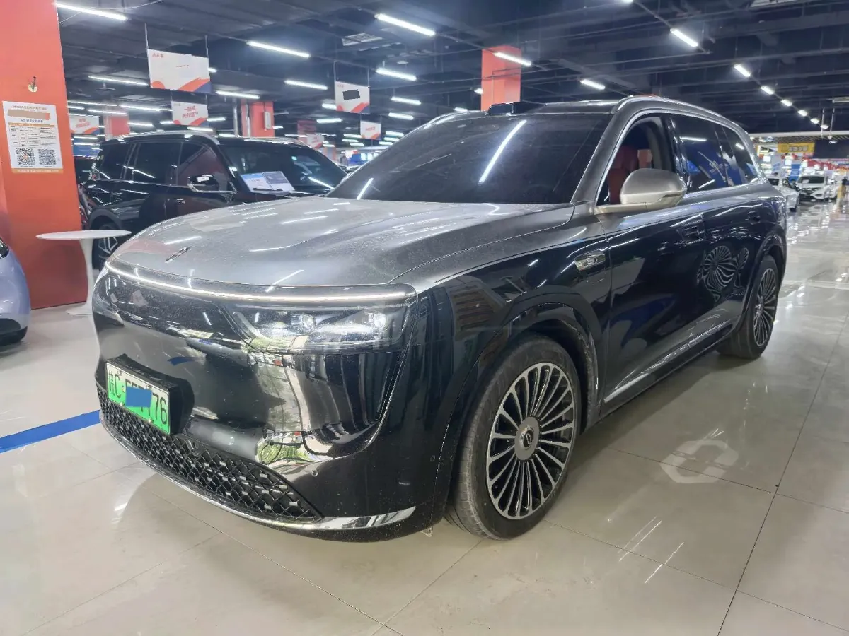 2025 AITO AITO M8 REEV 160HP REEV 53.4KWH,autocango,china used car exporter,china ev exporter,chinese used car exporter,chinese used ev exporter