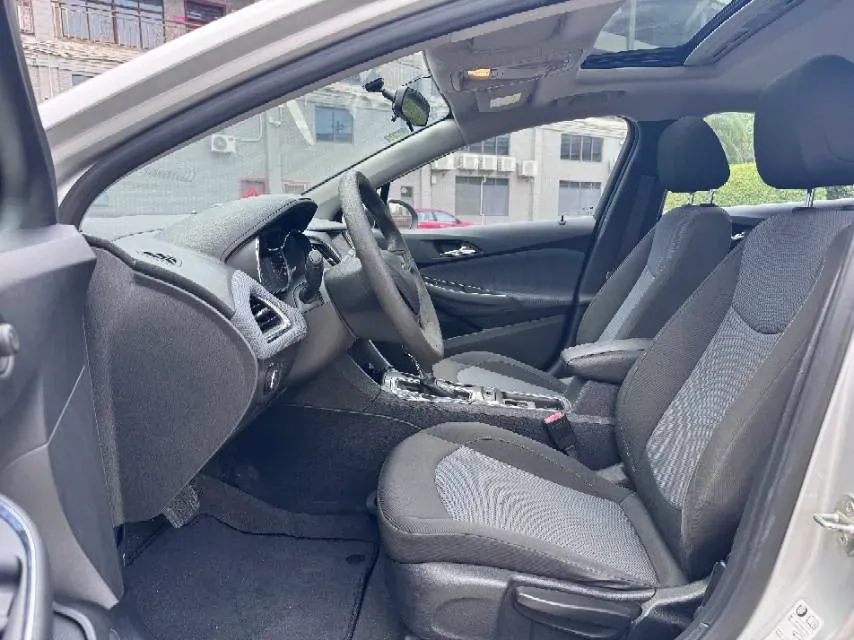 2018 Chevrolet Cruze 1.5L 114HP L4 6AT,autocango,china used car exporter,china ev exporter,chinese used car exporter,chinese used ev exporter