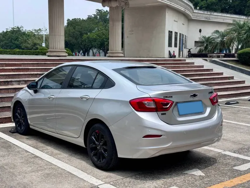 2018 Chevrolet Cruze 1.5L 114HP L4 6AT,autocango,china used car exporter,china ev exporter,chinese used car exporter,chinese used ev exporter